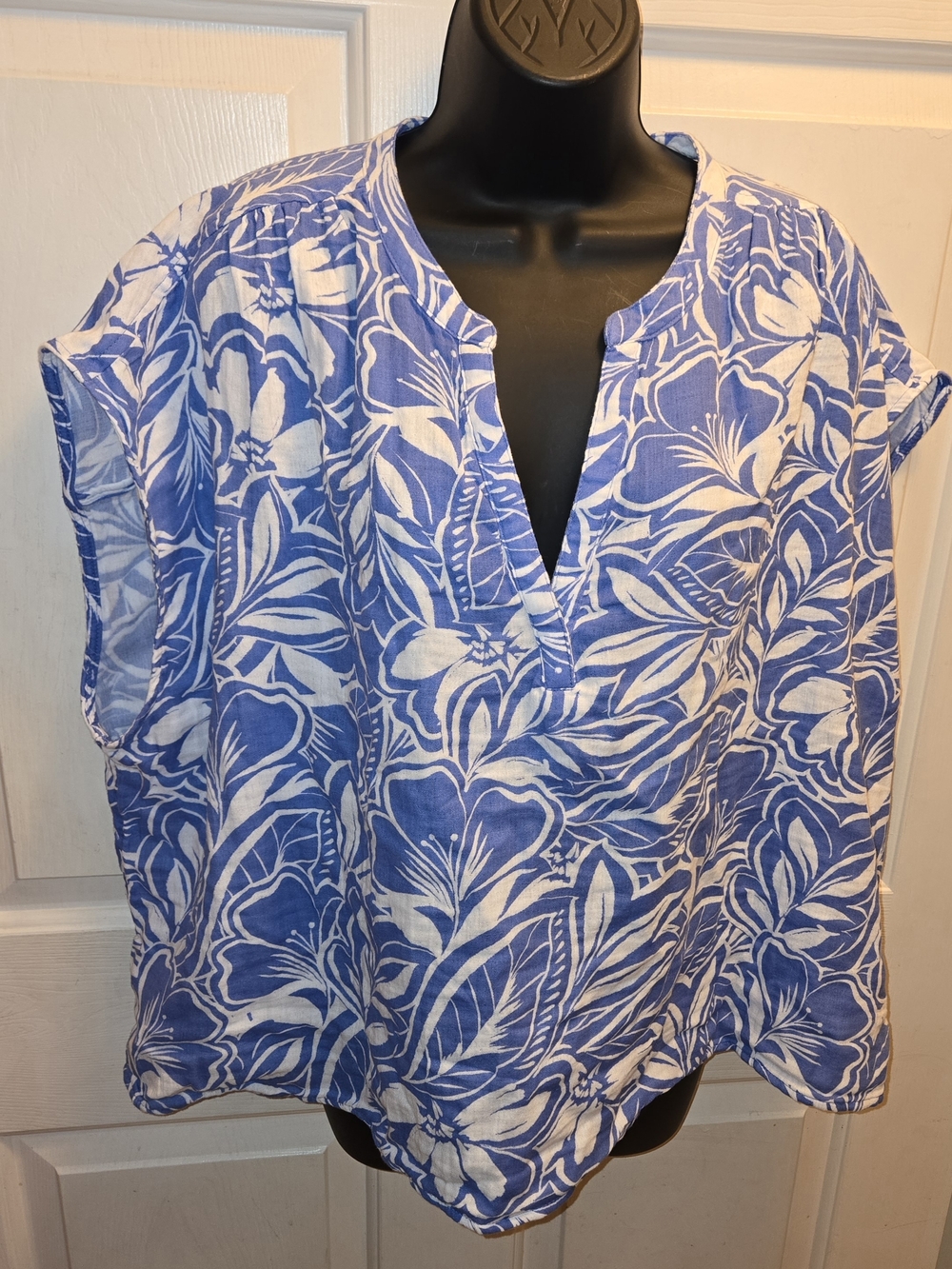 Old Navy Short-Sleeve Crinkle Gauze Popover Top